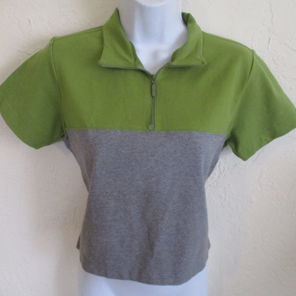 Banana Republic Athlete 2 Tone Collared Henley Top Size Small Nwt